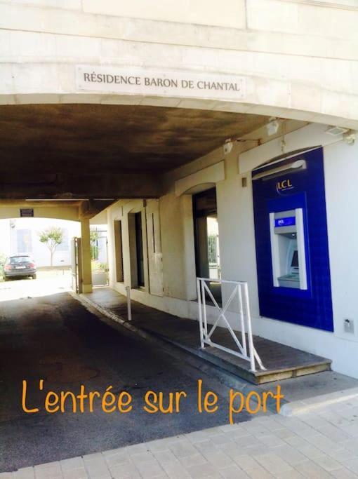 Eole, Idealement Situe Sur Le Port De St Martin De Re Сен-Мартен-де-Ре Экстерьер фото